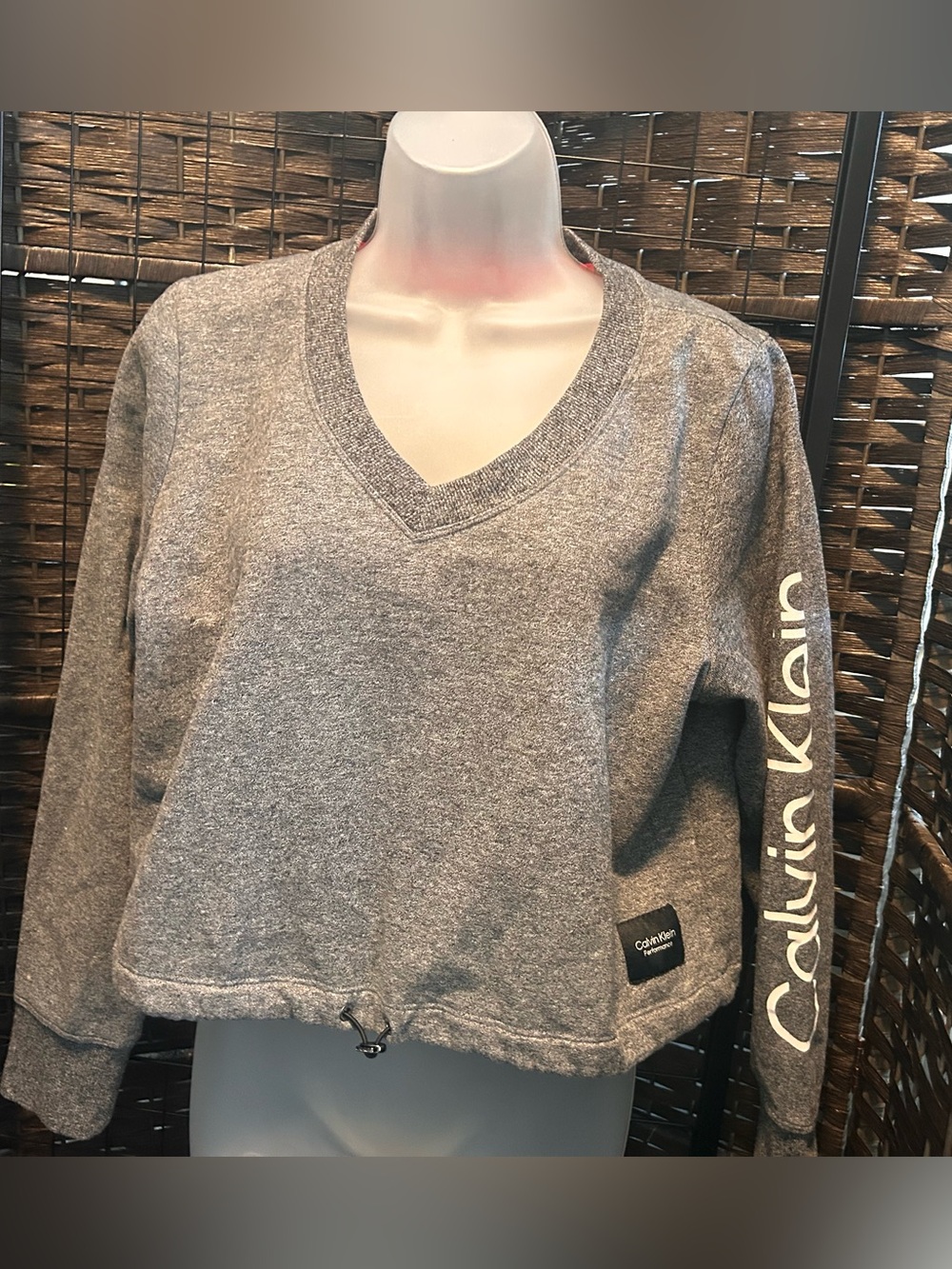Calvin Klein Heather Gray V-Neck Cropped Sweatshirt with Sleeve Logo size Large